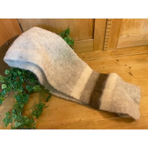 Vintage White & Brown 100% Wool Scarf | Hilda Ltd Wood Scarf | Academia Vintage Scarf | Thick Wool Scarf | Vintage Fashion