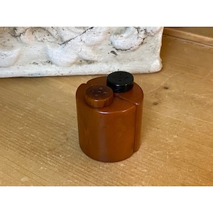 Vintage Half Moon Bakelite Salt and Pepper Shaker Set | Brown Marbled Shakers | Academia | MCM | Kitchen Table Decor | Midcentury Modern