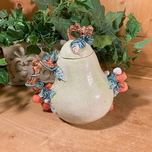 Vintage Ceramic Strawberries Teapot | Heritage Mint Collectibles | For Decoration Only | Strawberry Decor | Cottagecore Kitchen Table Decor