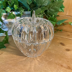 Vintage Crystal Apple Candy Dish | Clear Glass Crystal Apple Bowl with Lid | Teacher&#39;s Gift | Academia | Victorian | Shabby Chic Table Decor