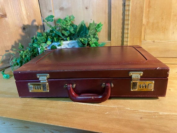 Vintage Red Leather Briefcase | Document Carrying… - image 7