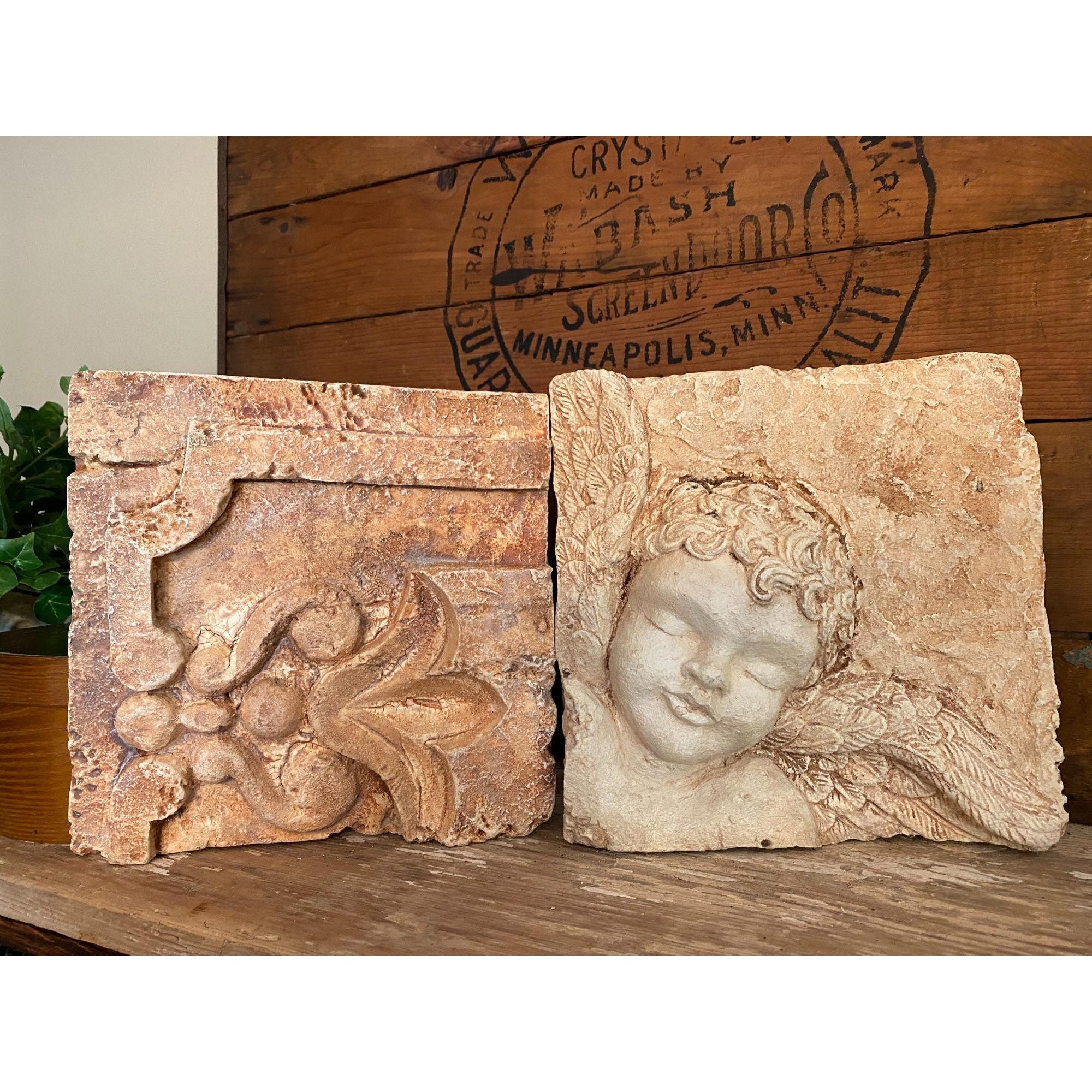 Plaque Murale Sculptée En Résine - Chérubin Vintage - Déco 3D