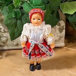 Vintage Scandinavian Doll with Traditional Folk Dress | Norwegian Doll | Swedish Doll In Traditional Folk Dress | 1970s Doll | Scandinavian