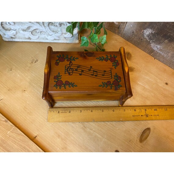 Vintage Music Notes Wooden Cedar Music & Jewelry Box … Gem