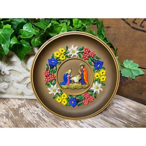 Vintage Molded Plastic Nativity Christmas Plate | Ges Gesch | Vintage Christmas | Vintage Wall Decor | Western Germany | Decorative Plate