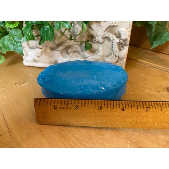 Antique Molded Blue Glass Trinket Box | Small Jew… - image 9