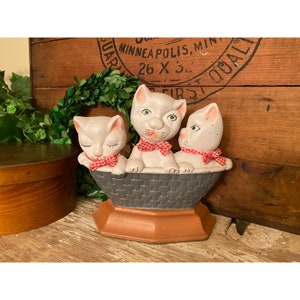 Vintage Cats in Basket Cast Iron | Cast Iron Art | Cat Sculpture | Vintage Living Room Decor | Vintage Cast Iron | Cats | Kittens Sculpture