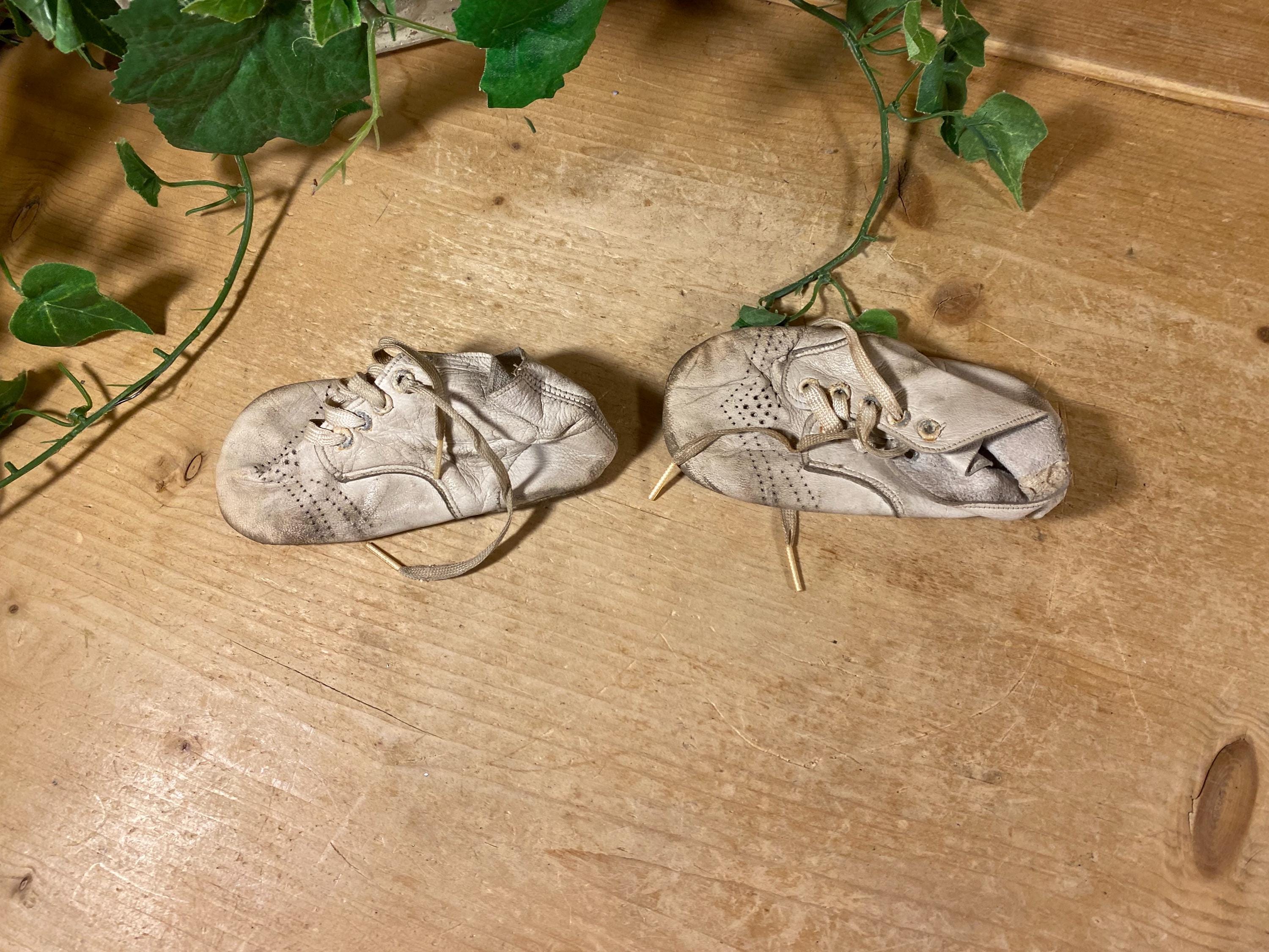 Vintage White Leather Baby Shoes with Patina Midcentury Leather Lace-Up…