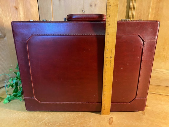 Vintage Red Leather Briefcase | Document Carrying… - image 9