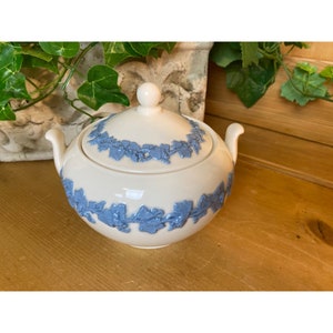 Vintage Wedgwood Sugar Bowl w/Lid | Queensware | Made In England | Victorian | Porcelain | Embossed | Tea Service | Shabby Chic