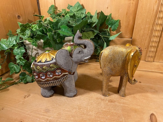 Vintage Ceramic Elephant Figurines - Set of 2 | Moroccan Style