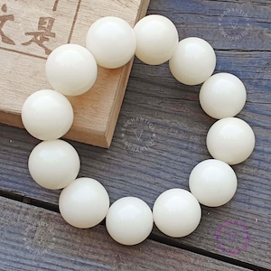 White Jade Bodhi Root Bracelet - Buddha Mala Beads, Prayer bead bracelet, Tibetan prayer Beads, White Bodhi Seed Buddhist bracelet