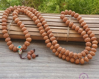 8 Mukhi Rudraksha Mala Halsband, 8 Face Rudraksha Halsband med inlagd Nepal Guru Bead, Rudraksha Mala pärlor 108, Buddhist Necklace-11-12 mm