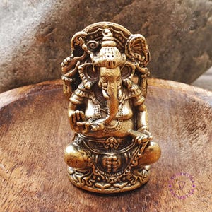 Mini Vintage Brass Ganesha Statue, Ganesh Amulet, Ganesh Charm, Hindu Elephant God Deity, Good Luck Ganesh Idol, Gift for New Beginnings