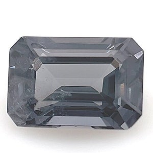 Qualité supérieure Non traitée AAAA qualité 0.96 CT loose Emerald Cut Grey Spinel bague de fiançailles pierre précieuse
