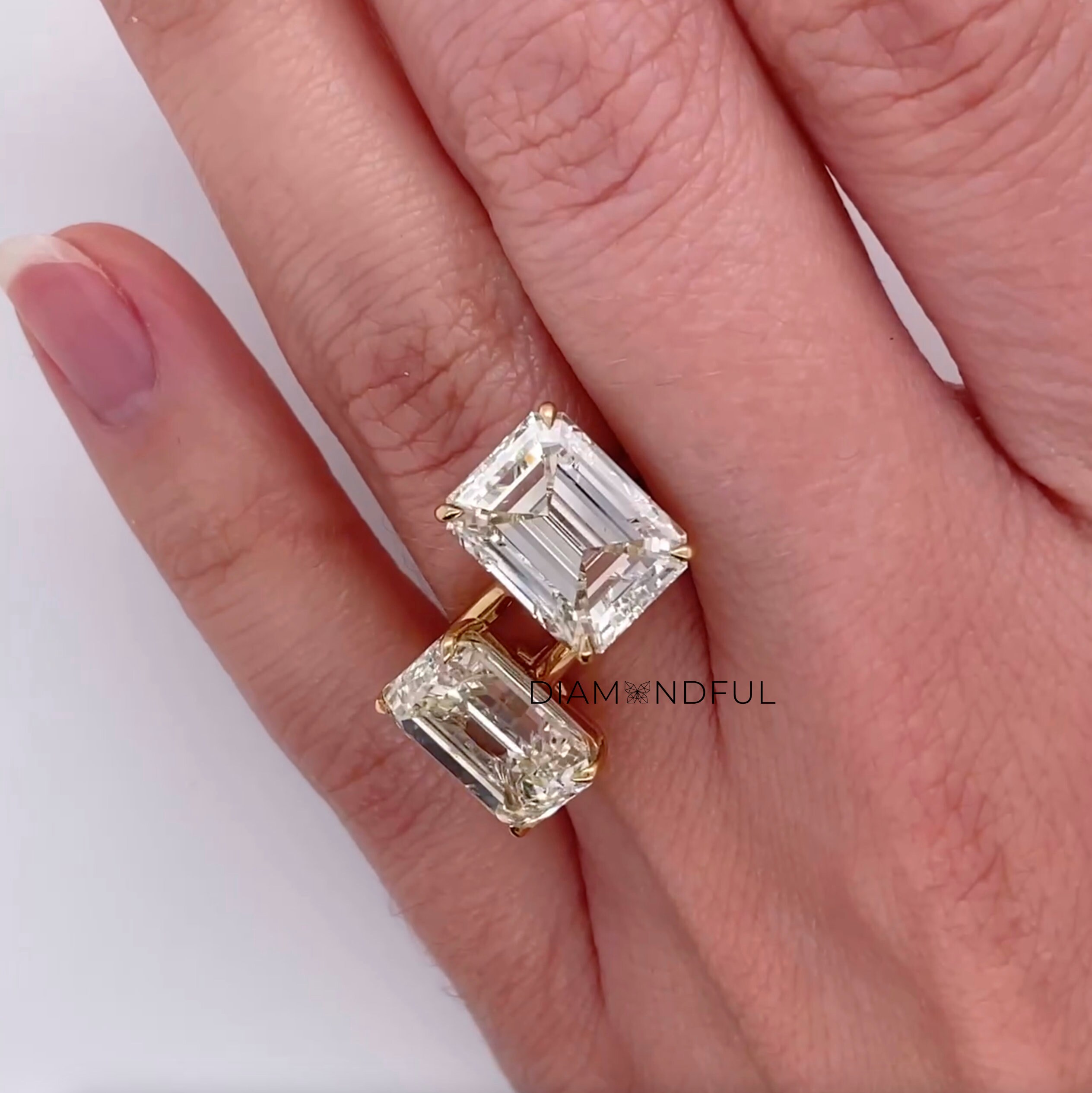 8 Carat IGI CERTIFIED Emerald Toi Et Moi Diamond Engagement Ring