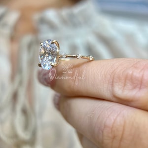 IGI Oval floating Lab Diamond Solitaire Engagement Ring with Side diamond, Oval Solitaire Ring 1 carat, 2 carat, 2.5 carat, 3 carat, 4 carat