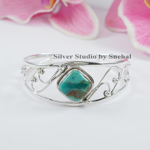 キングマン ターコイズ カフブレスレット：スターリングシルバー