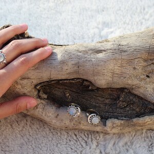 Moonstone in 925 Sterling Silver Ring (Sizes: 6,7,8,9)
