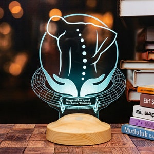 3D Physio Led Lampe mit Namensgravur, Dankeschön für Physiotherapeuten, Weihnachtsgeschenke für Physiotherapeuten, Physiotherapeut Geschenk Bild 1