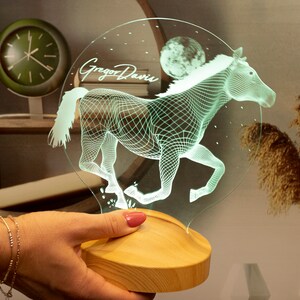 馬の3D LEDランプ、馬好きの方へのギフト、馬のアート、騎手ギフト、テーブルランプ、カラフルに輝くナイトライト、家庭やオフィスの装飾 画像 8
