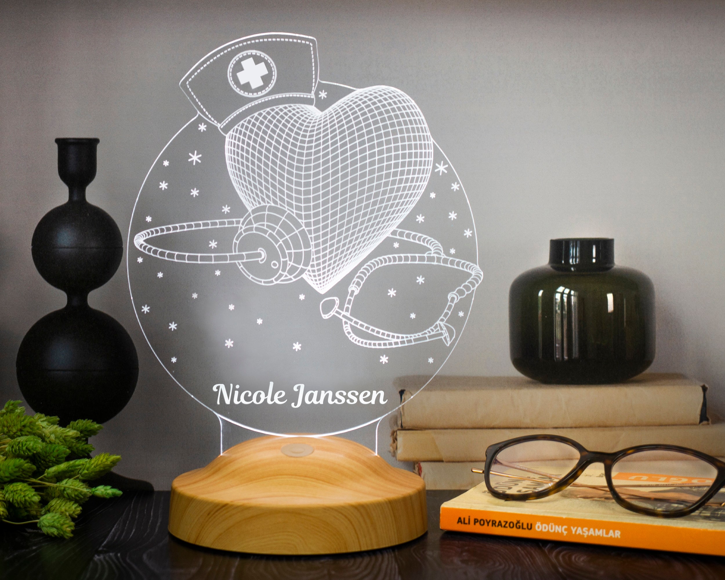 Unique Gift for Nurse, Best Nurse as a 3D Lamp, Thank You Gift for Nurse, Personalized Gift, Perfect for Clinic Office, Graduation Gifts