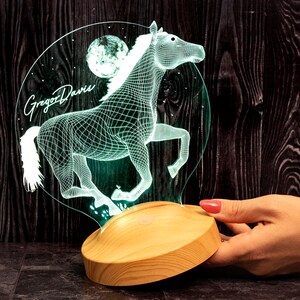 馬の3D LEDランプ、馬好きの方へのギフト、馬のアート、騎手ギフト、テーブルランプ、カラフルに輝くナイトライト、家庭やオフィスの装飾 画像 6