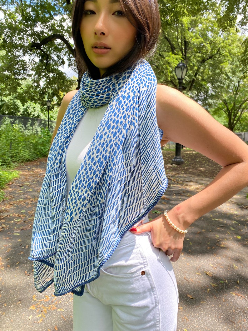 GEOMETRIC PRINTED SCARF image 4