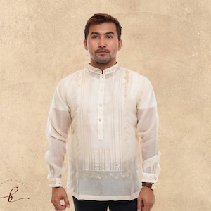 Silk Cocoon Barong Tagalog: Beige Floral Embroidery, Men&#39;s Formal Wear