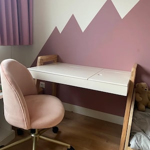 Verstellbarer Schreibtisch - Kindertisch aus Holz Personalisiert - Kinderschreibtisch aus Holz für Kleinkinder - Kinderschreibtisch -Personalisiertes Geschenk für Kinder -Homeschool Schreibtisch