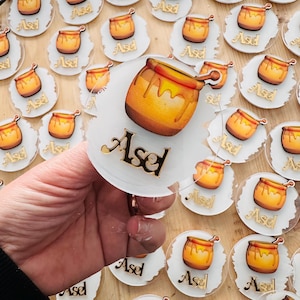 Carousel Baby Shower Favors: Honeycomb Chocolate Box