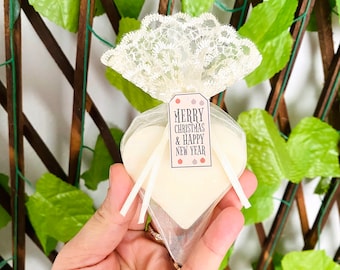 Christmas Heart Soap Favors: Handmade Scented Guest Soaps