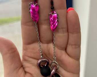 Loop earplug earrings