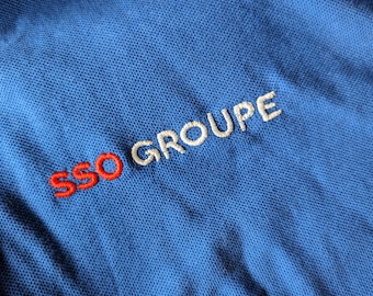 T-shirt personnalisable en broderie cœur.