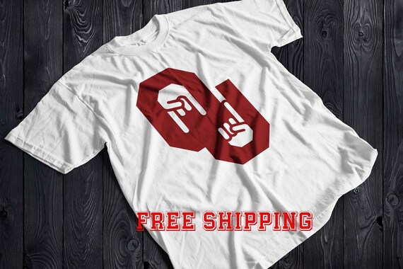 OU horns down only one T-shirt