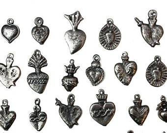 Auténticos milagros mexicanos, exvotos, set de 10 dijes de milagritos, corazones, Sagrado Corazón, amuletos, altar de viaje, Wicca, México