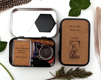 Divination travel altar, 7 items, mini witch kit, witch box in small box, mini pendulum Tarot of Marseille mini cauldron evil eye