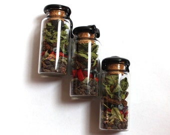 Shut the fuck up - rumeurs - pot de sorcière - spell jar - amulette - talisman - protection autel ou maison - sorcière -plantes sel cristaux