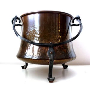 Sehr großer Kessel 206 aus Kupfer und Schmiedeeisen - Vintage Französisch 1960 - Antiquitäten - Kuriositätenkabinett - Hexenaltar - Wicca-Topf
