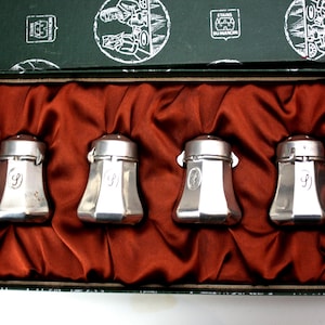 Lot of mini tin salt shakers - vintage French 1960 - antiques - cabinet of curiosities - wicca witch altar - Les étains du Manoir