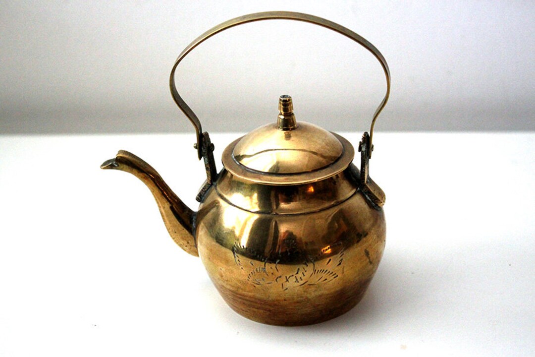 Small Vintage 1960 Brass Teapot of Curiosities Etsy