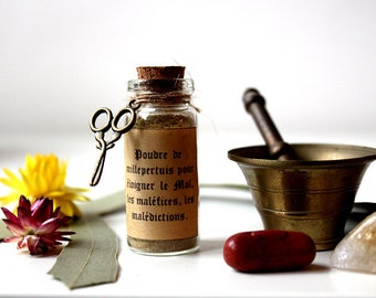 St. John's Wort Powder to Ward Off Evil and Curses - Traditional Ritual Magic Powder - Magic Ingredient - Exorcism