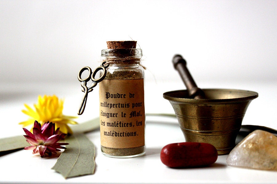 Poudre de Millepertuis Pour Éloigner Le Mal et Les Malédictions - Poudre Magique Rituelle Traditionn