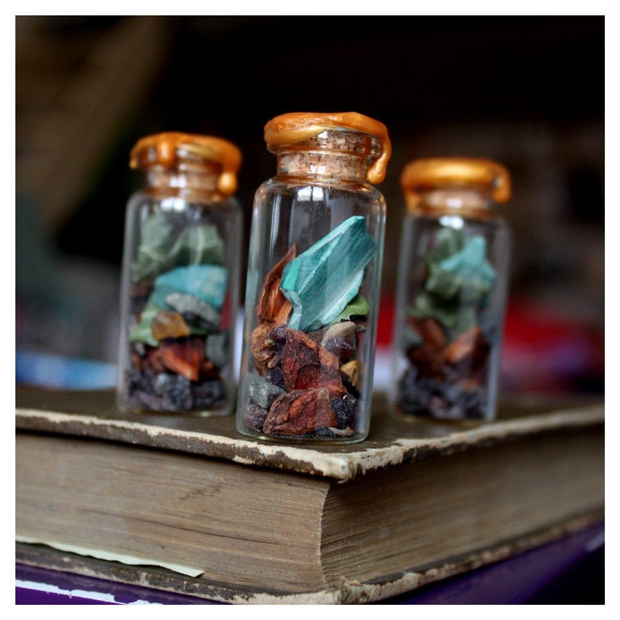 Money Money - Pot de Sorcière Spell Jar Amulette Talisman Protection Autel ou Maison Plantes Sel et