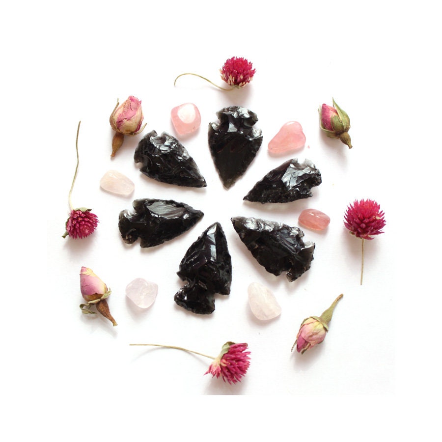Pointe de Flèche en Obsidienne Noire - Talismans Amulettes Matériel d'autel Croissant Lune Sorcière