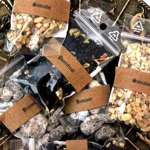 Purification - Set of three sachets of traditional natural incense grains -Somalia, Benzoin, Pontifical - wicca pagan witch