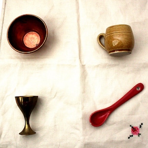 Vintage travel altar 1960s 5 mini items cauldron chalice pot herb spoon incense altar tablecloth brass copper ceramic witch box