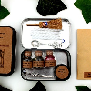 Wiccan Tools Travel Altar, 13 Items, Mini Witch Kit, Witch Box in Small Box - for Wiccan Rituals - Beginner Witch - Incense