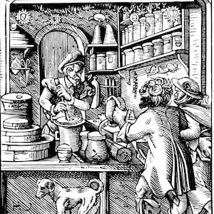Peut inclure: Une illustration en bois gravé en noir et blanc représentant une boutique d'apothicaire du XVIIe siècle. Un homme en chapeau et en manteau se tient derrière un comptoir, en train de remuer une marmite avec une cuillère en bois. Un autre homme en chapeau et en manteau se tient devant le comptoir, regardant l'homme qui remue la marmite. Un chien est assis sur le sol au premier plan. La boutique est remplie d'étagères de bocaux et de bouteilles, et il y a divers outils et instruments sur le comptoir.