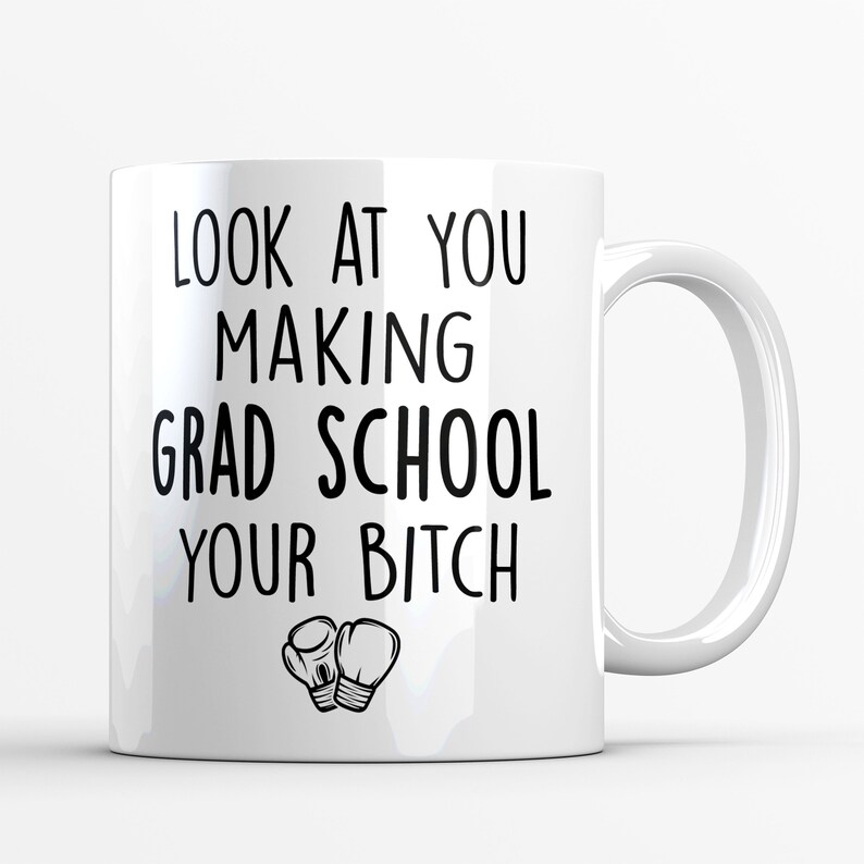 Taza divertida de graduación para estudiantes de posgrado, regalo de sobrevivencia a la escuela de posgrado, regalos de doctorado universitario para él o ella, estudiante universitario imagen 2